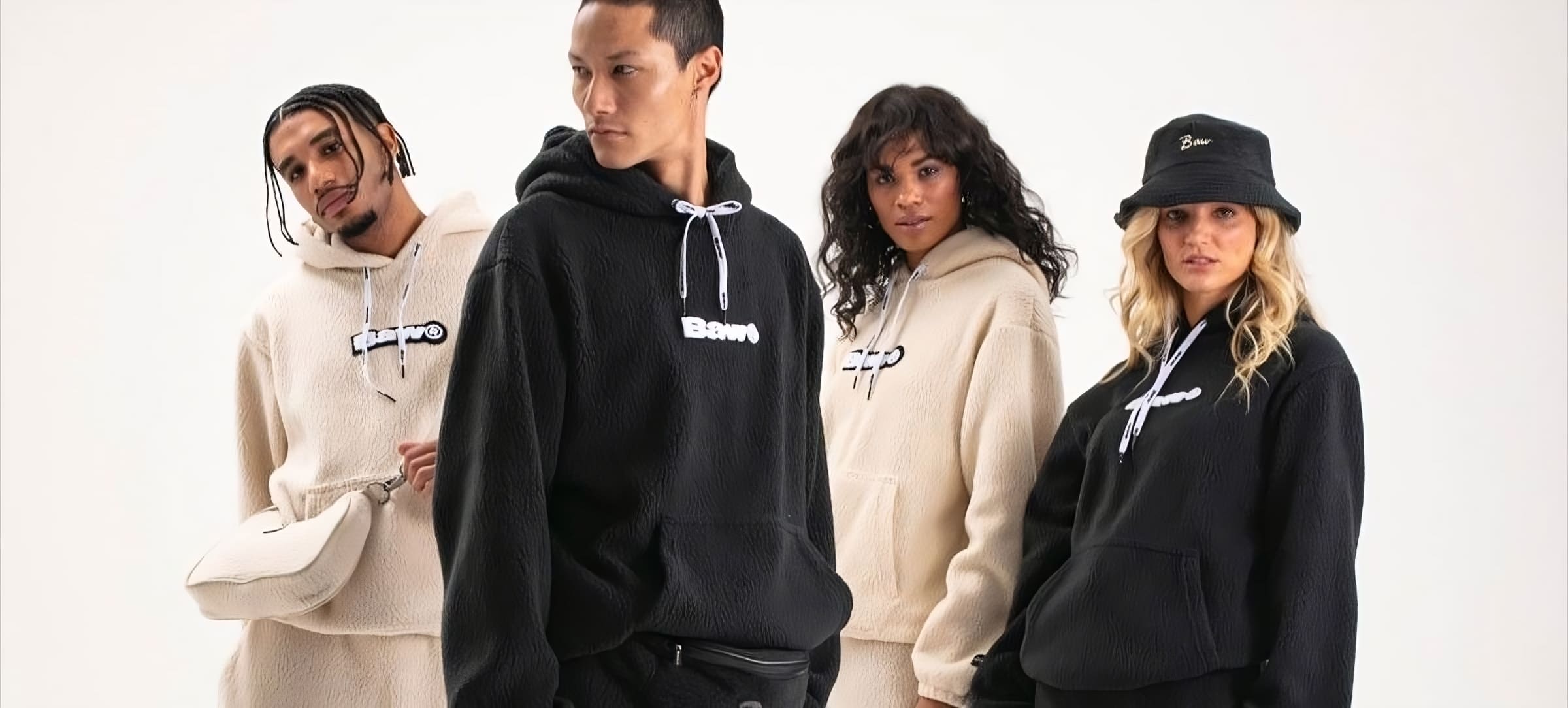 modelos com roupas streetwear