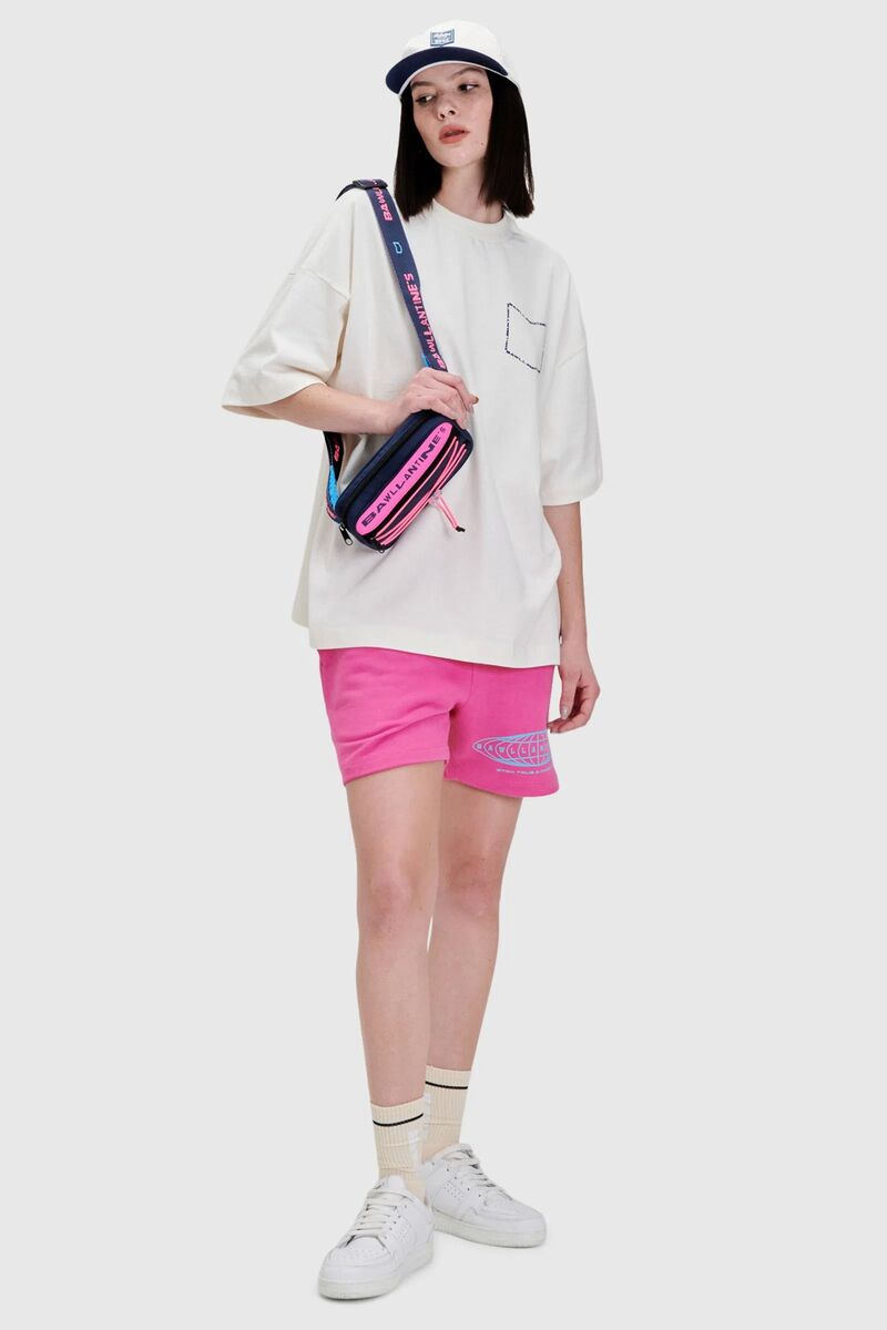 modelo com look baw