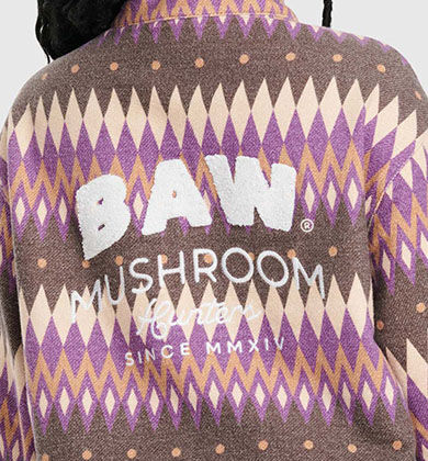 Jacket com estampa colorida e logo BAW